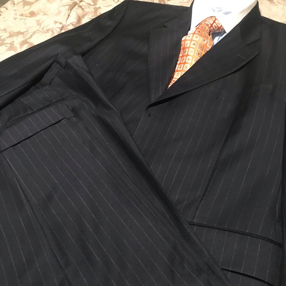 JACK VICTOR MEN’S SUIT WHITE CHALK PINSTRIPE